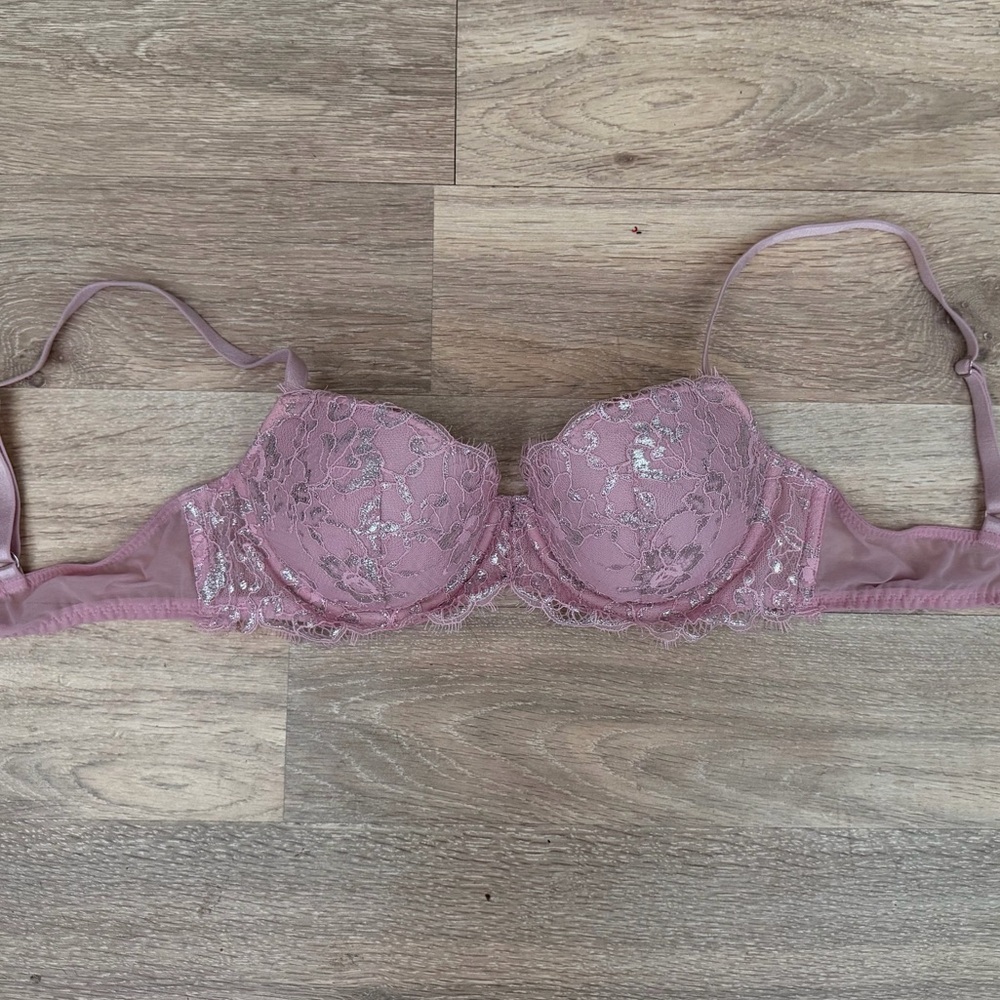 PINK Victoria's Secret Lace Push-Up Bra in Dusty Pink
